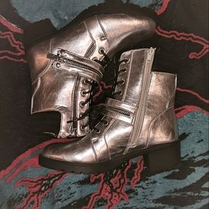 Kenneth Cole combat boots